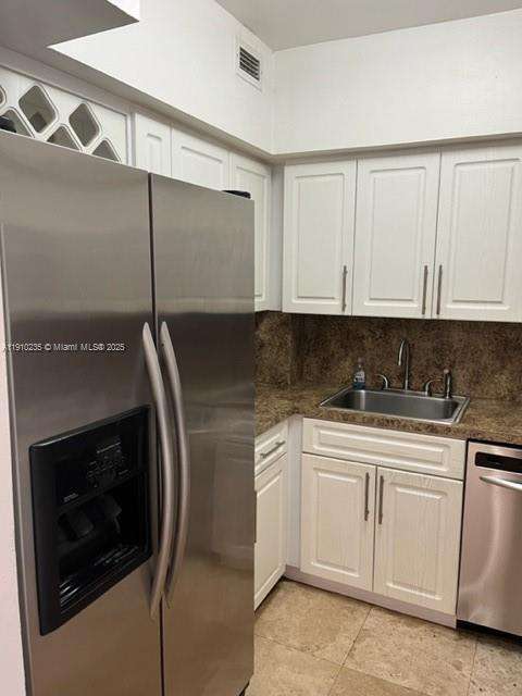 Small Image of 7441 WAYNE AVE #2D, Miami Beach Number 4