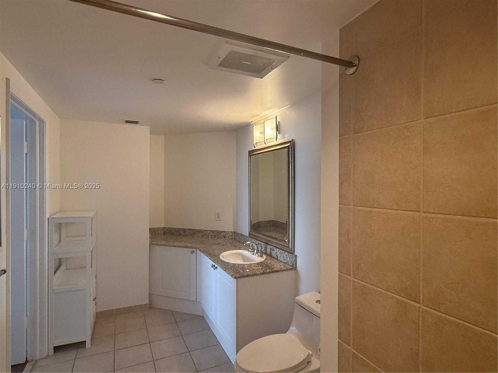 Small Image of 19501 WEST COUNTRY CLUB DR #2209, Aventura Number 15