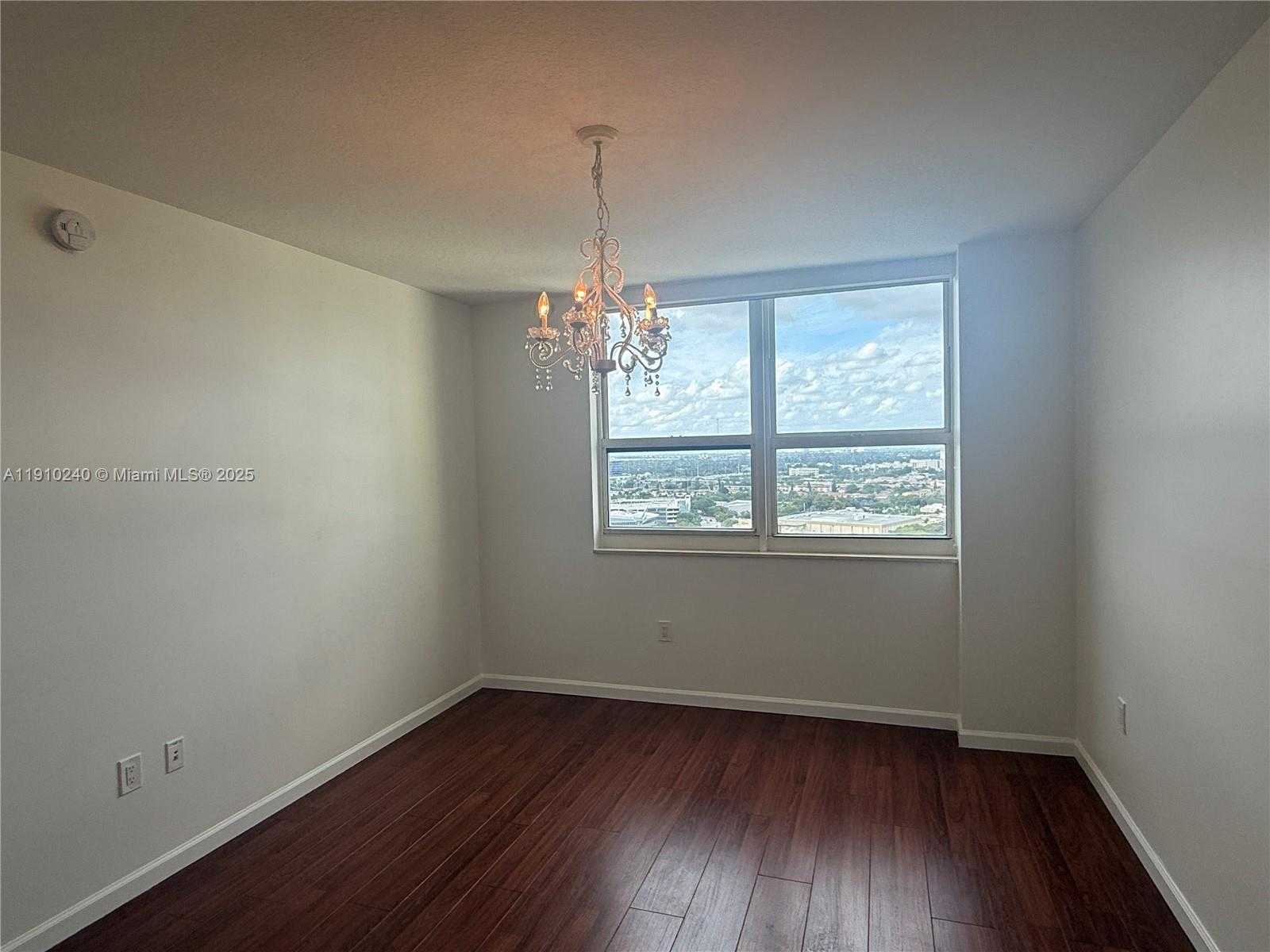 Small Image of 19501 WEST COUNTRY CLUB DR #2209, Aventura Number 18