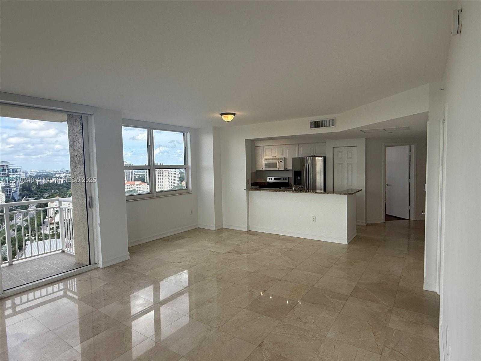 Small Image of 19501 WEST COUNTRY CLUB DR #2209, Aventura Number 7