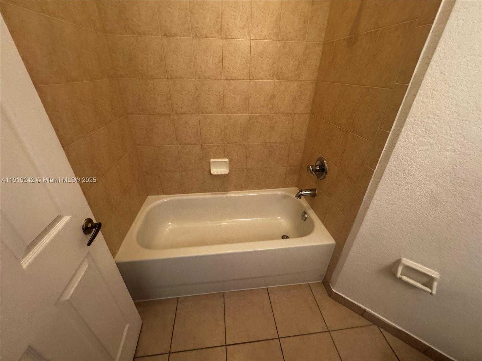 Small Image of 8999 NORTH WEST 107TH CT #205-1, Doral Number 18