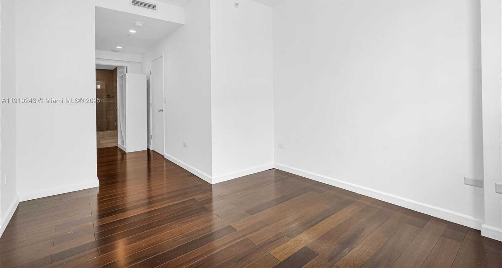 Small Image of 801 SOUTH BRICKELL KEY BLVD #1909, Miami Number 10