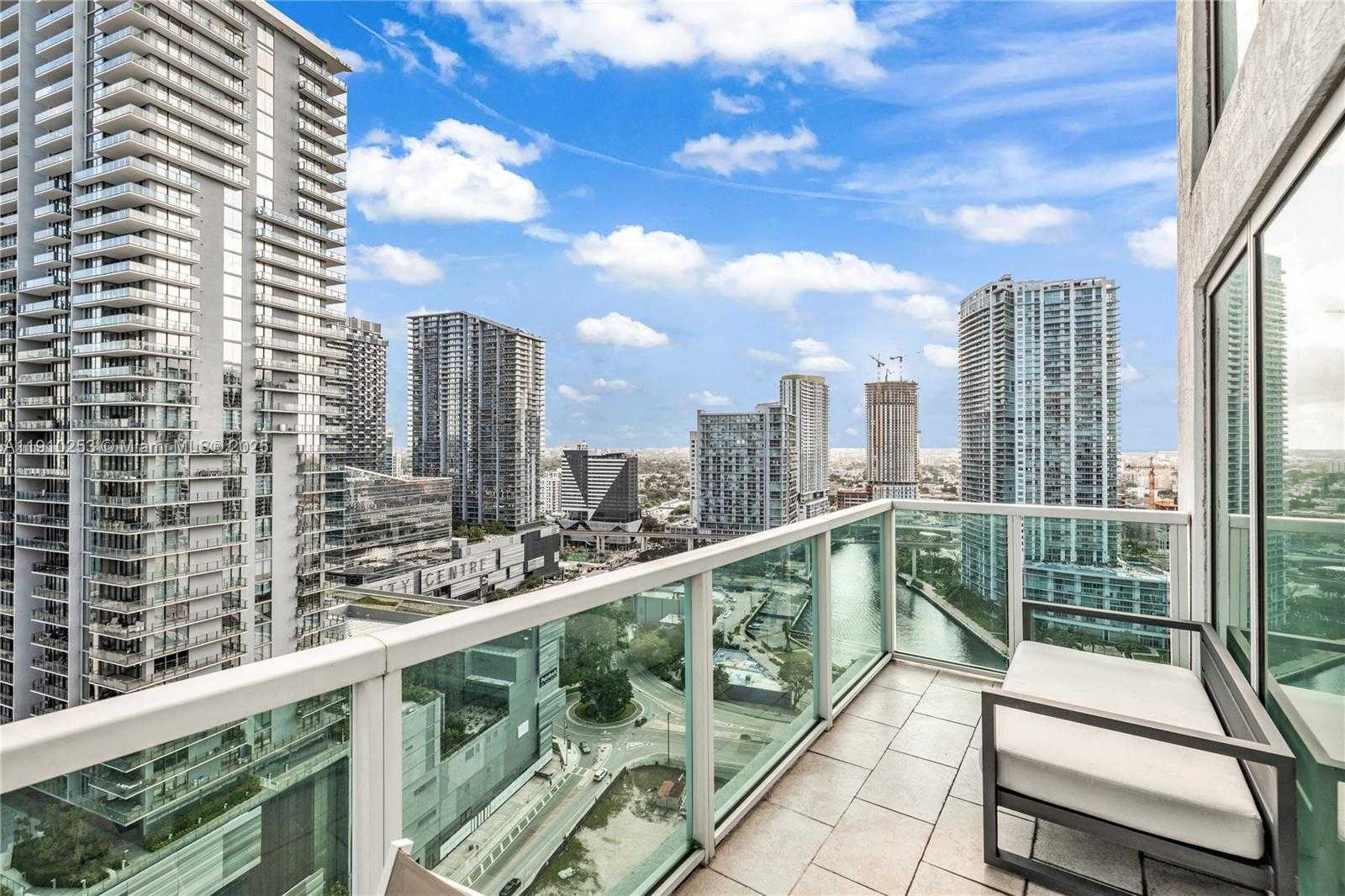 Small Image of 41 SOUTH EAST 5TH ST #1616, Miami Number 17