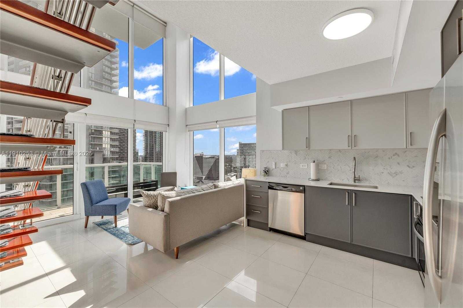 Small Image of 41 SOUTH EAST 5TH ST #1616, Miami Number 6