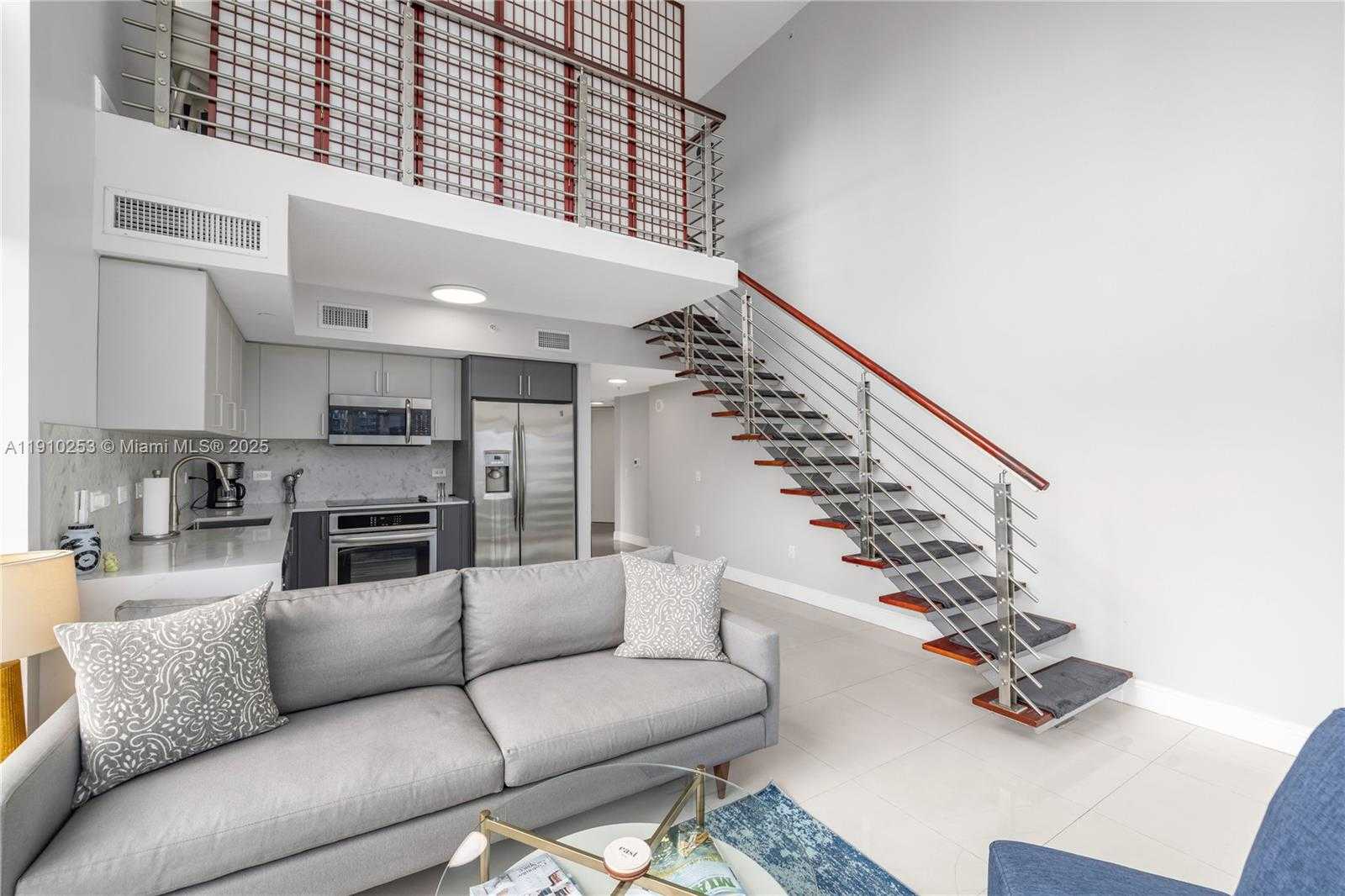 Small Image of 41 SOUTH EAST 5TH ST #1616, Miami Number 7