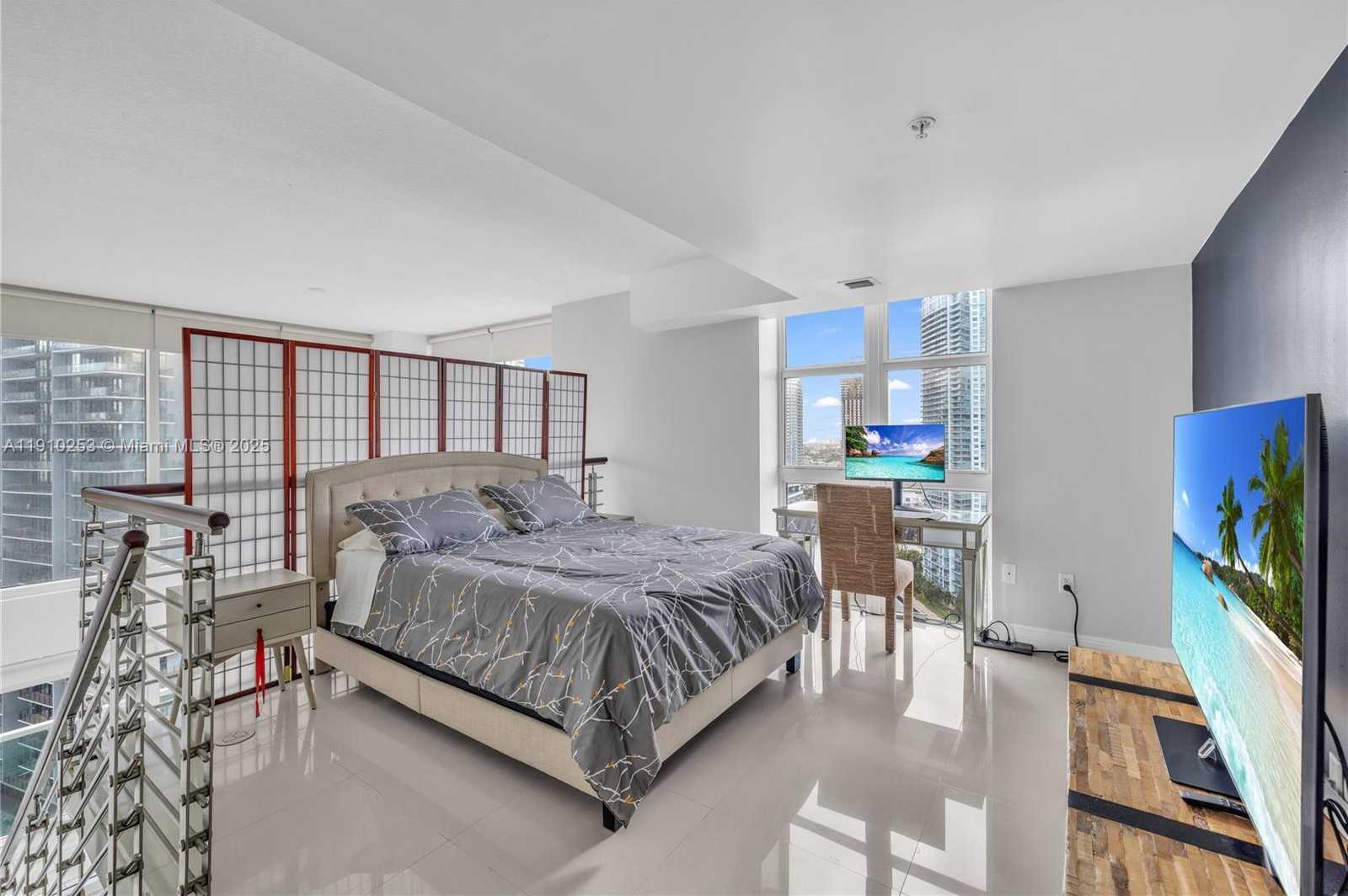 Small Image of 41 SOUTH EAST 5TH ST #1616, Miami Number 8