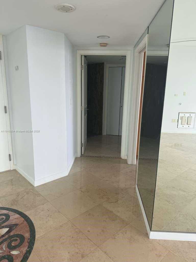 Small Image of 5025 COLLINS AVE #1602, Miami Beach Number 24