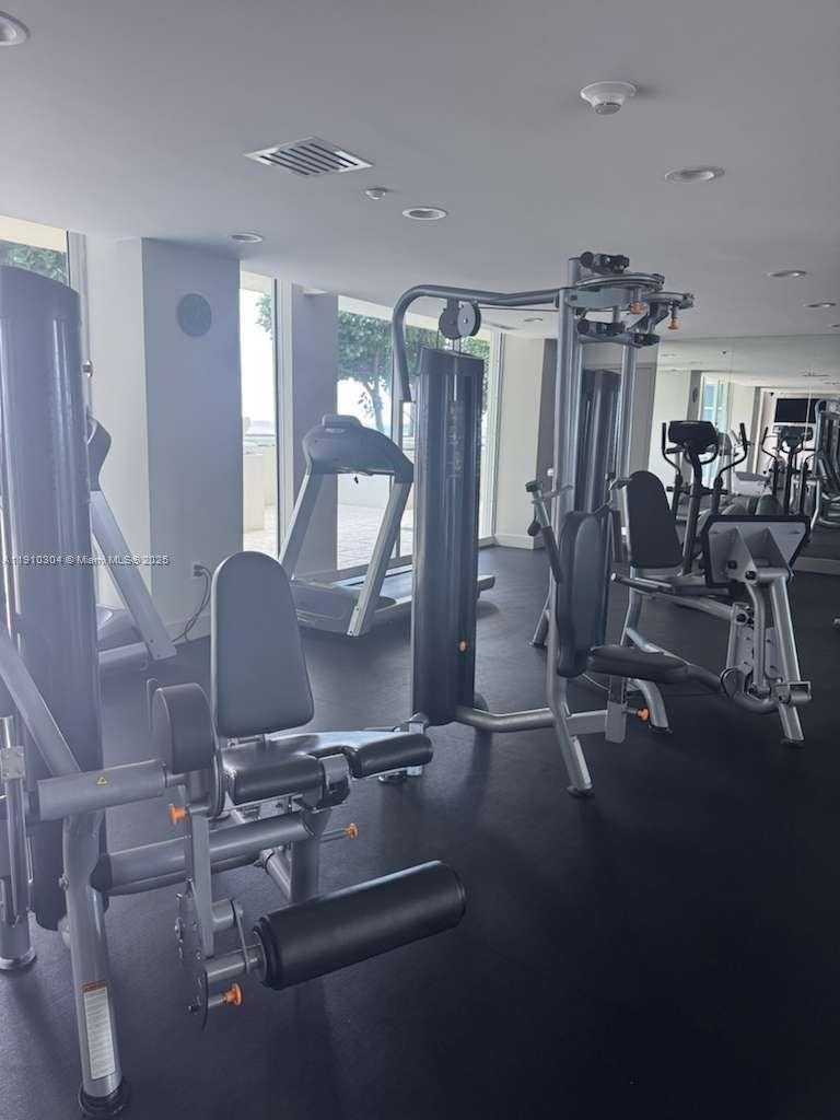 Small Image of 5025 COLLINS AVE #1602, Miami Beach Number 30