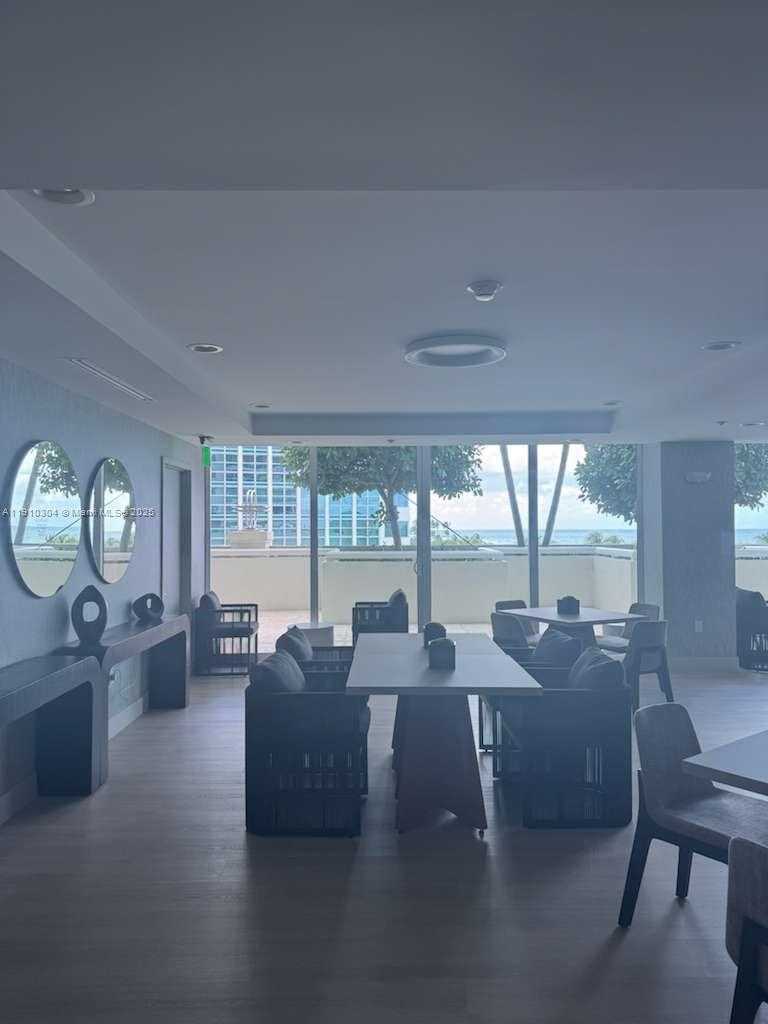 Small Image of 5025 COLLINS AVE #1602, Miami Beach Number 36