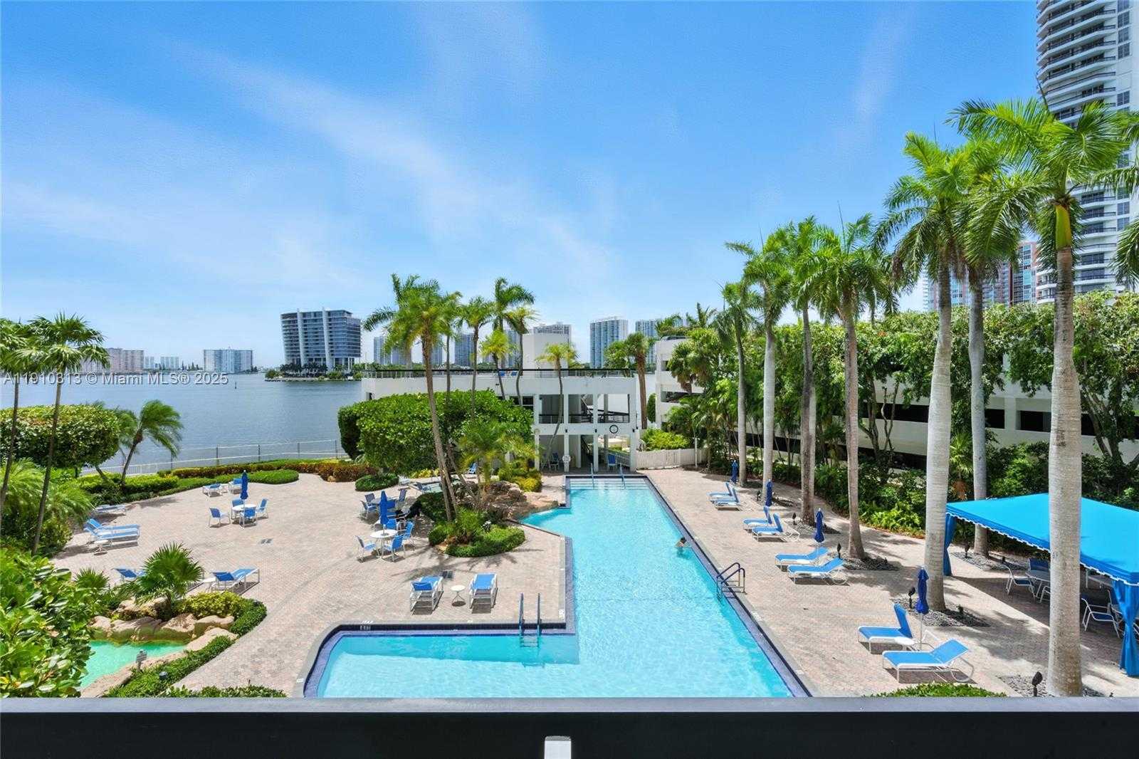 Small Image of 3600 MYSTIC POINTE DR #305, Aventura Number 7