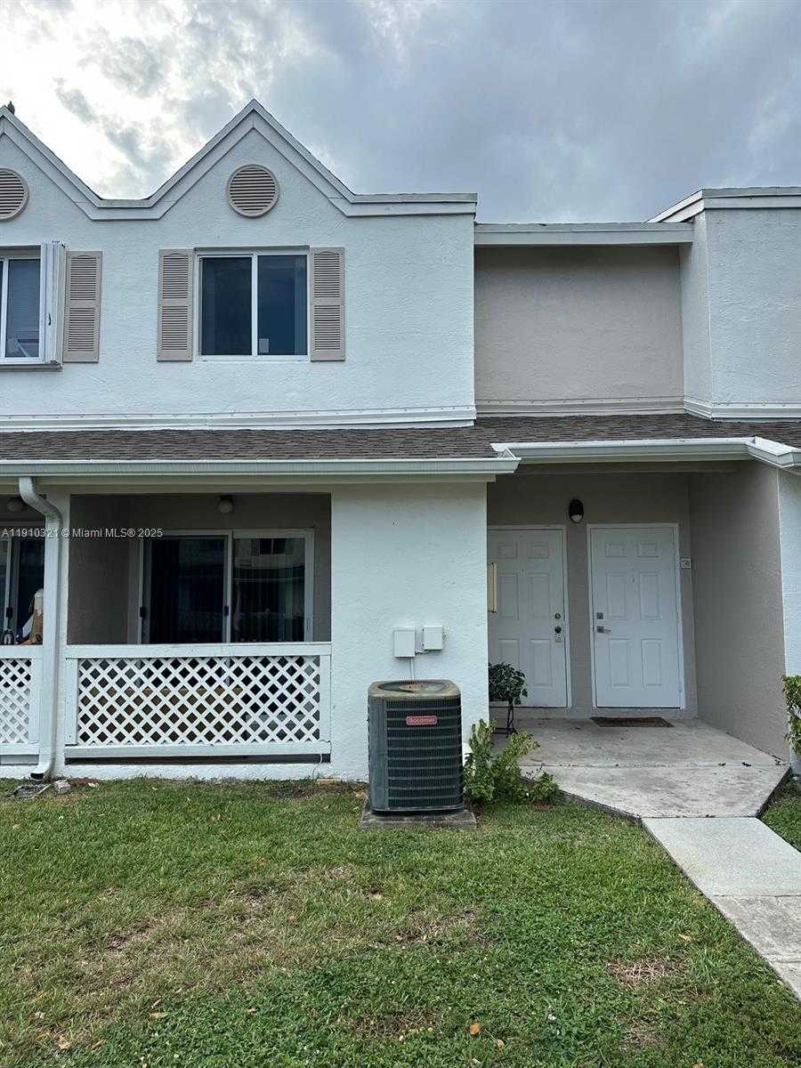 Small Image of 17440 NORTH WEST 67TH PL #B-5, Hialeah Number 2