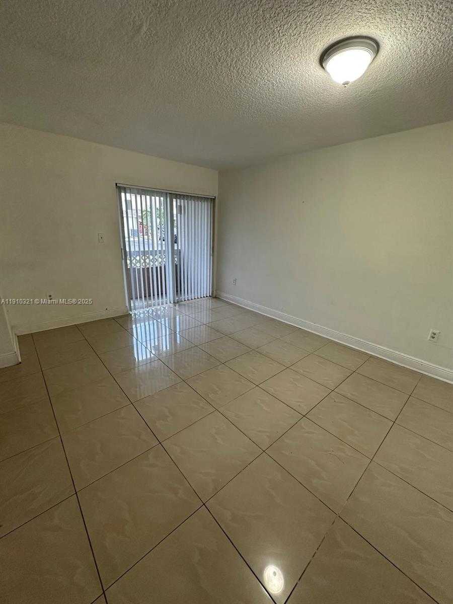 Small Image of 17440 NORTH WEST 67TH PL #B-5, Hialeah Number 8