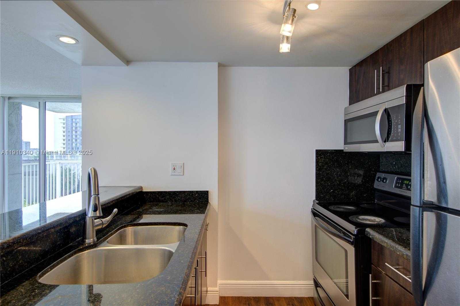 Small Image of 850 NORTH MIAMI AVE #W-608, Miami Number 12