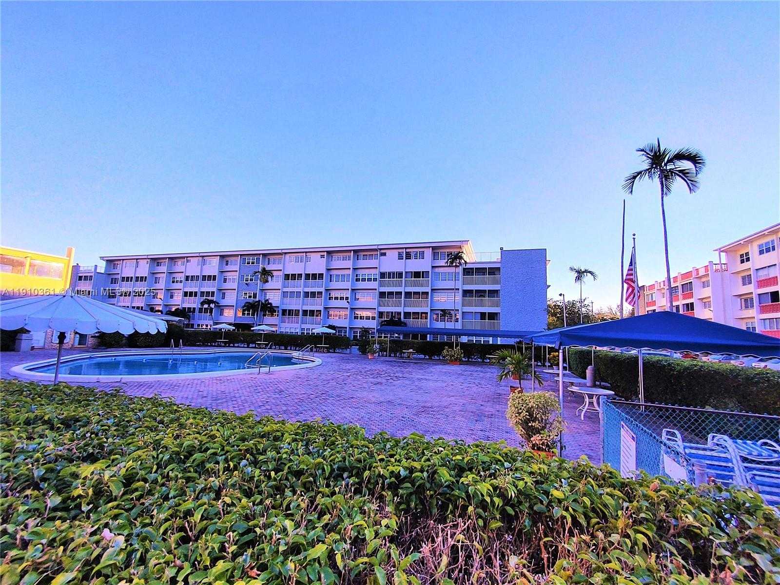 Small Image of 215 SOUTH EAST 3RD AVE #307C, Hallandale Beach Number 20