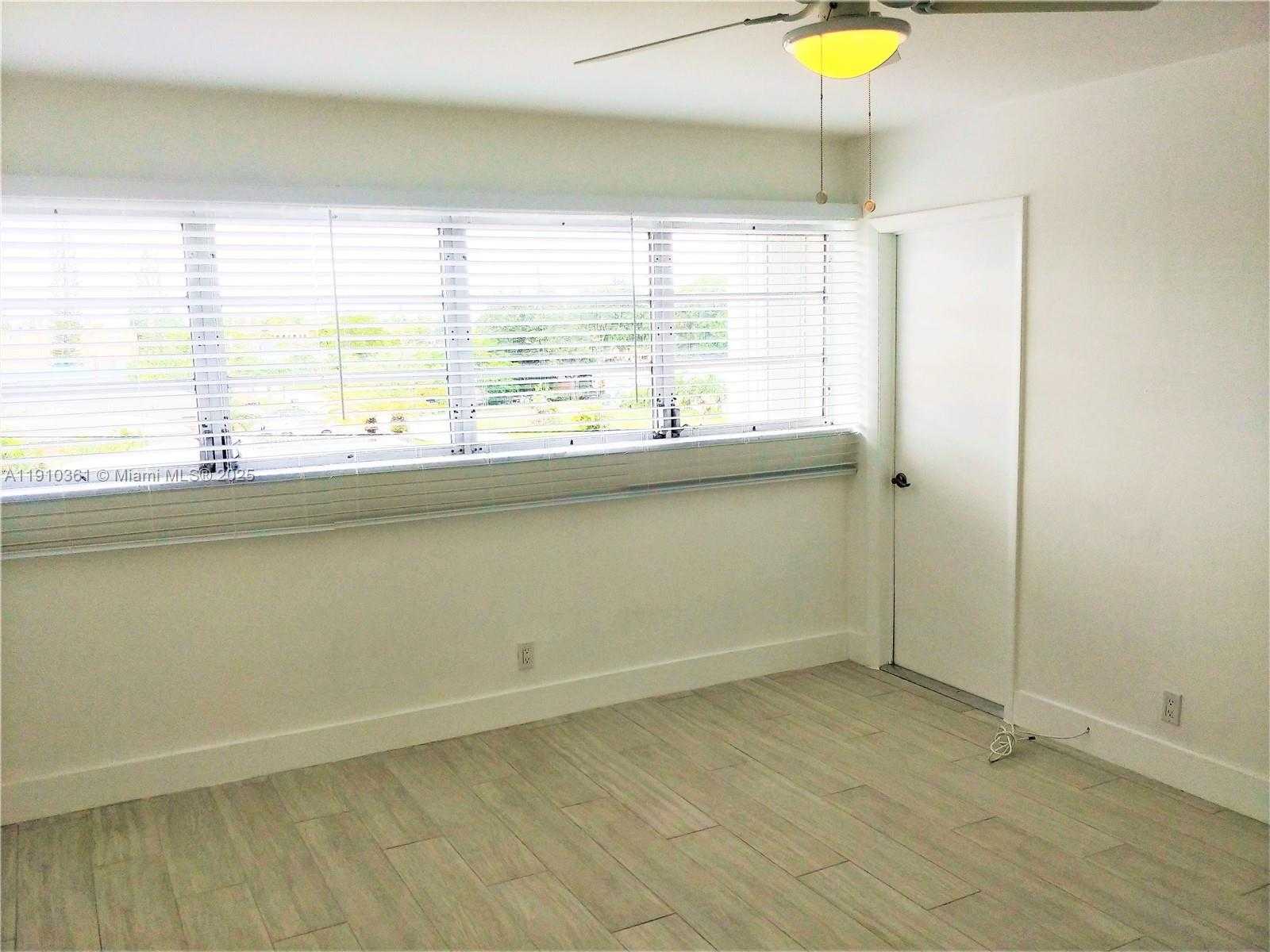 Small Image of 215 SOUTH EAST 3RD AVE #307C, Hallandale Beach Number 6