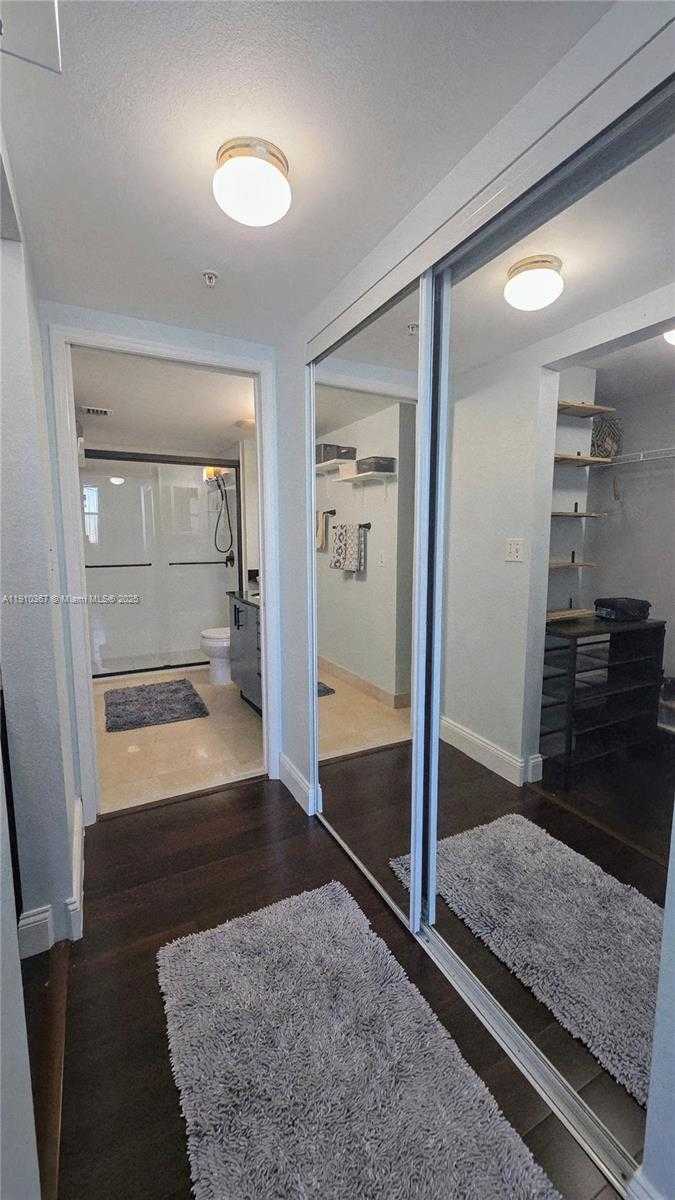 Small Image of 1625 KENNEDY CSWY #1103B, North Bay Village Number 17