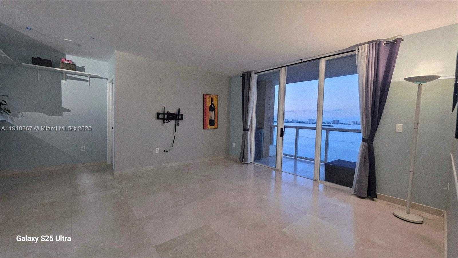 Small Image of 1625 KENNEDY CSWY #1103B, North Bay Village Number 48