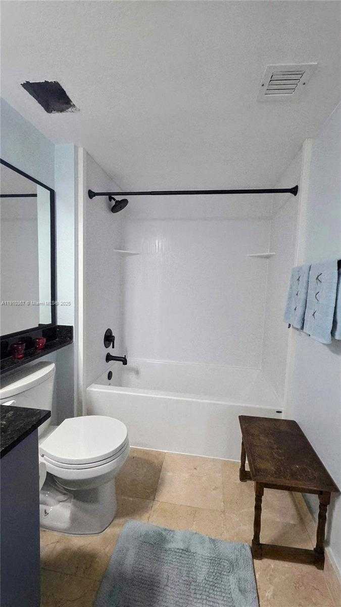 Small Image of 1625 KENNEDY CSWY #1103B, North Bay Village Number 56