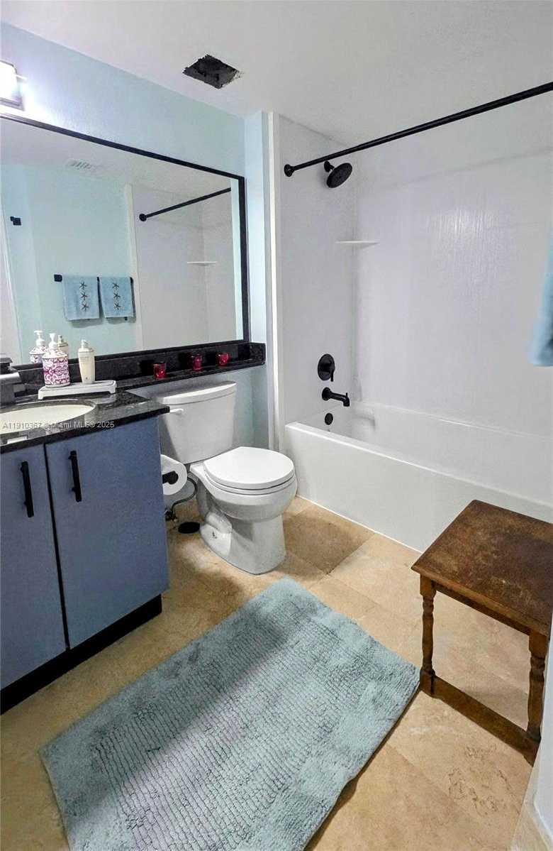 Small Image of 1625 KENNEDY CSWY #1103B, North Bay Village Number 57