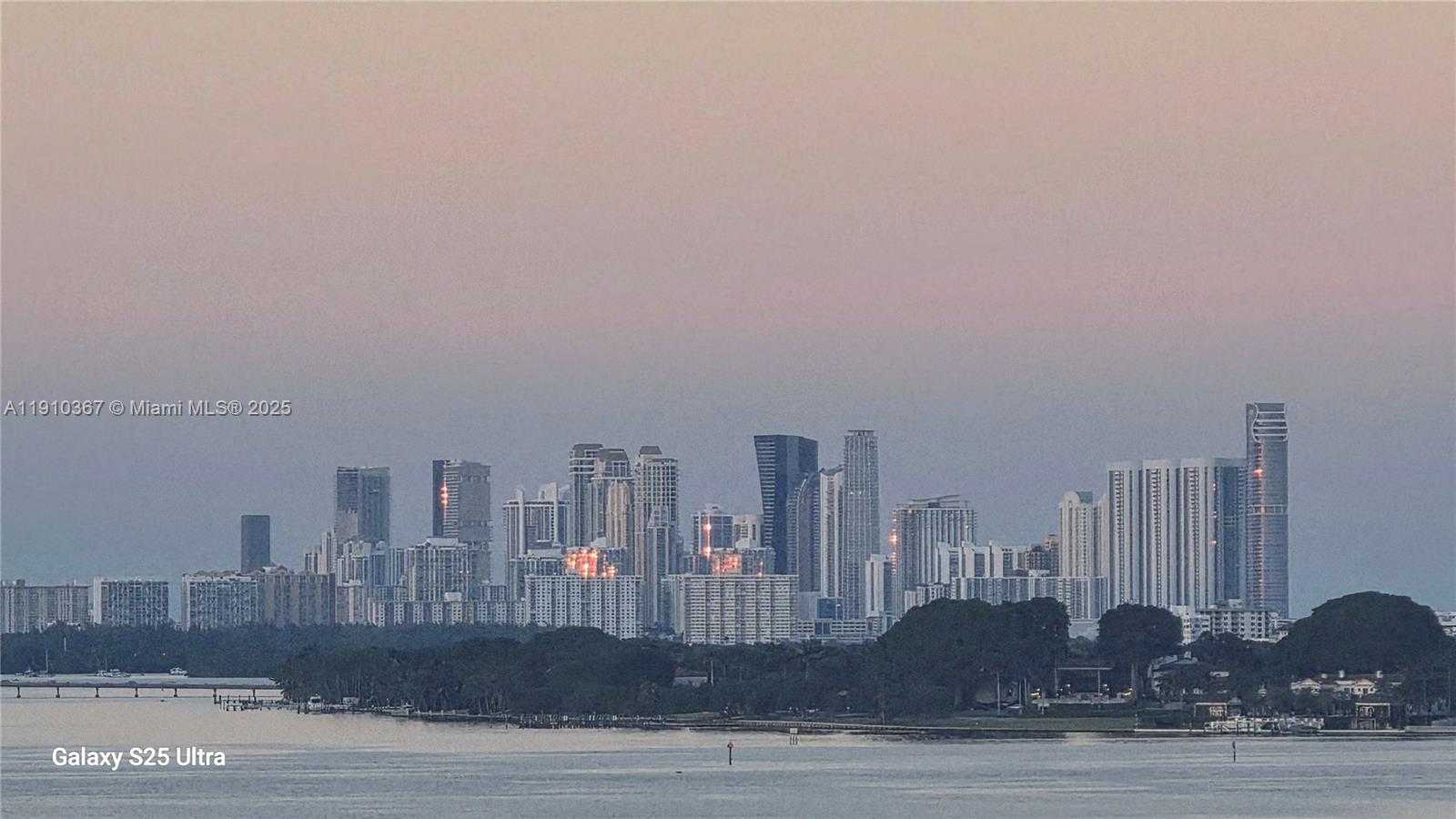 Small Image of 1625 KENNEDY CSWY #1103B, North Bay Village Number 58