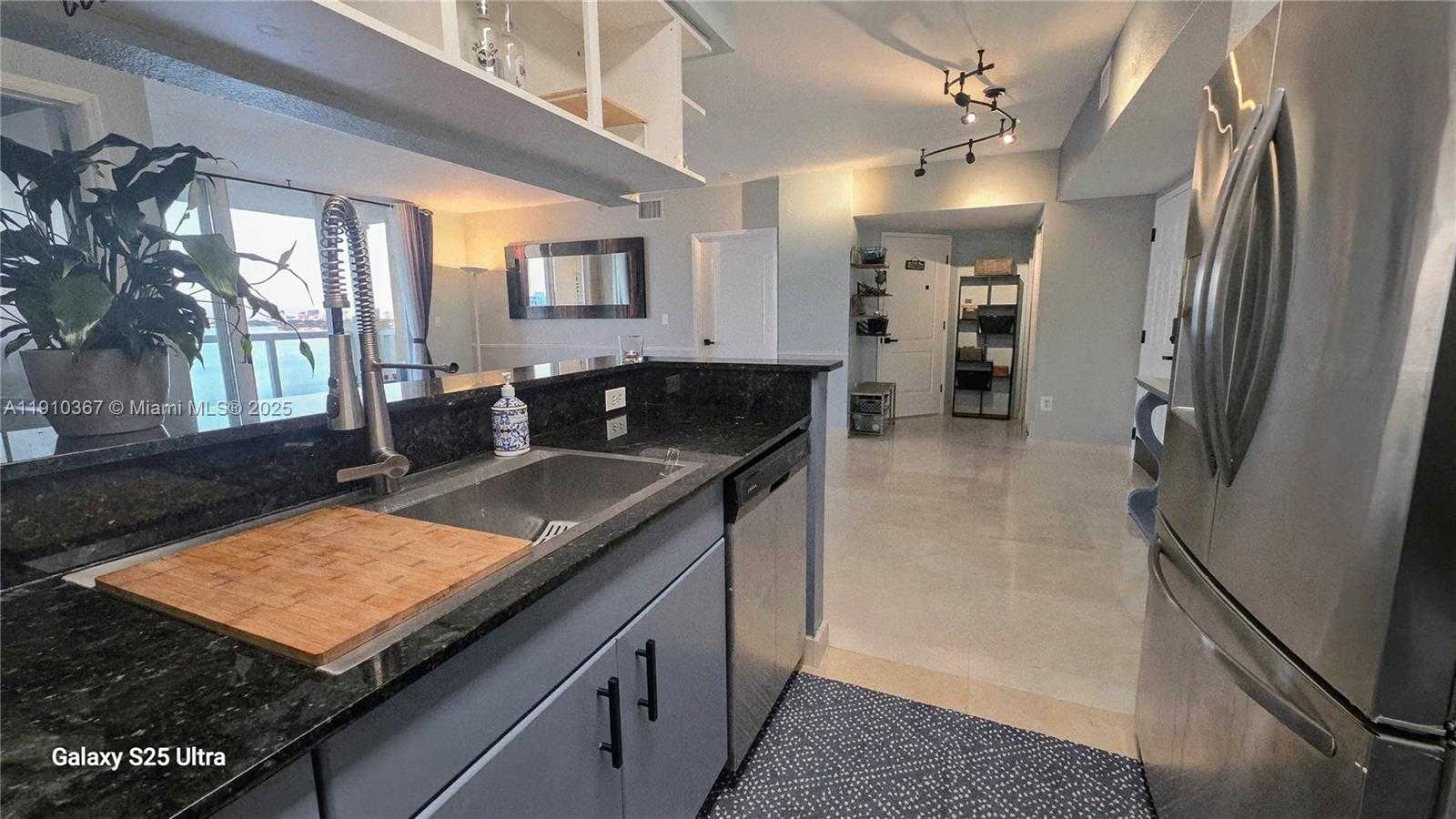 Small Image of 1625 KENNEDY CSWY #1103B, North Bay Village Number 69