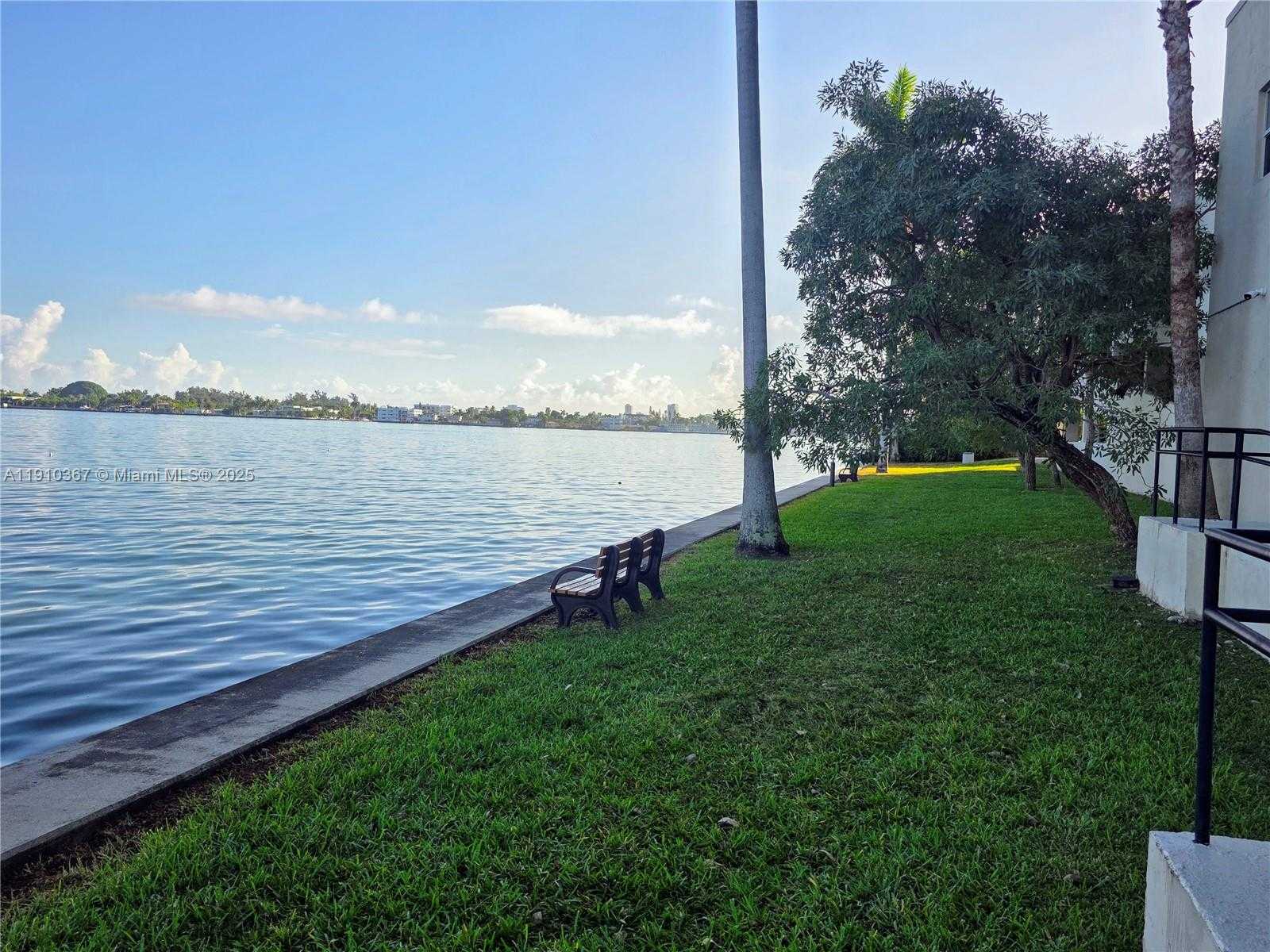 Small Image of 1625 KENNEDY CSWY #1103B, North Bay Village Number 74