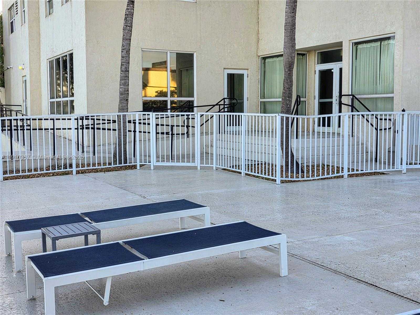 Small Image of 1625 KENNEDY CSWY #1103B, North Bay Village Number 75