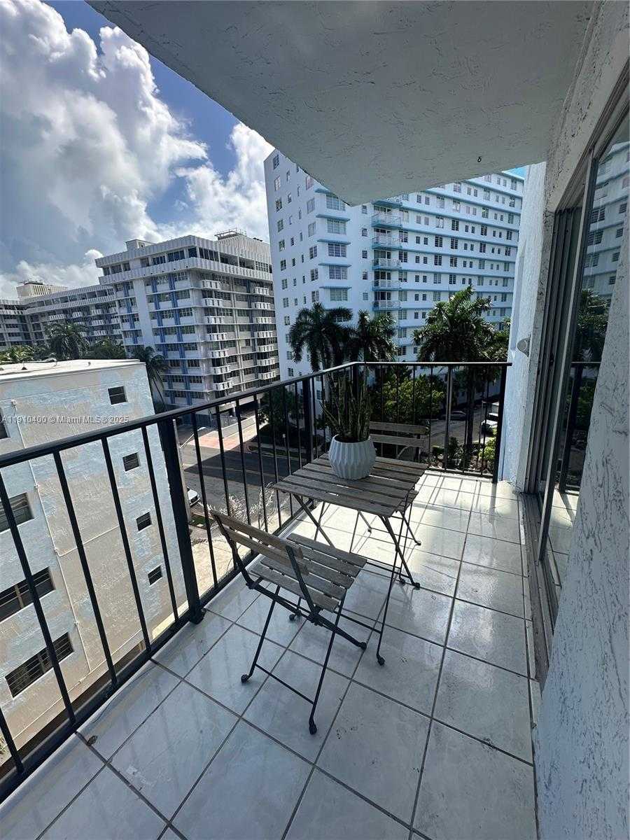 Small Image of 899 WEST AVE #6F, Miami Beach Number 5