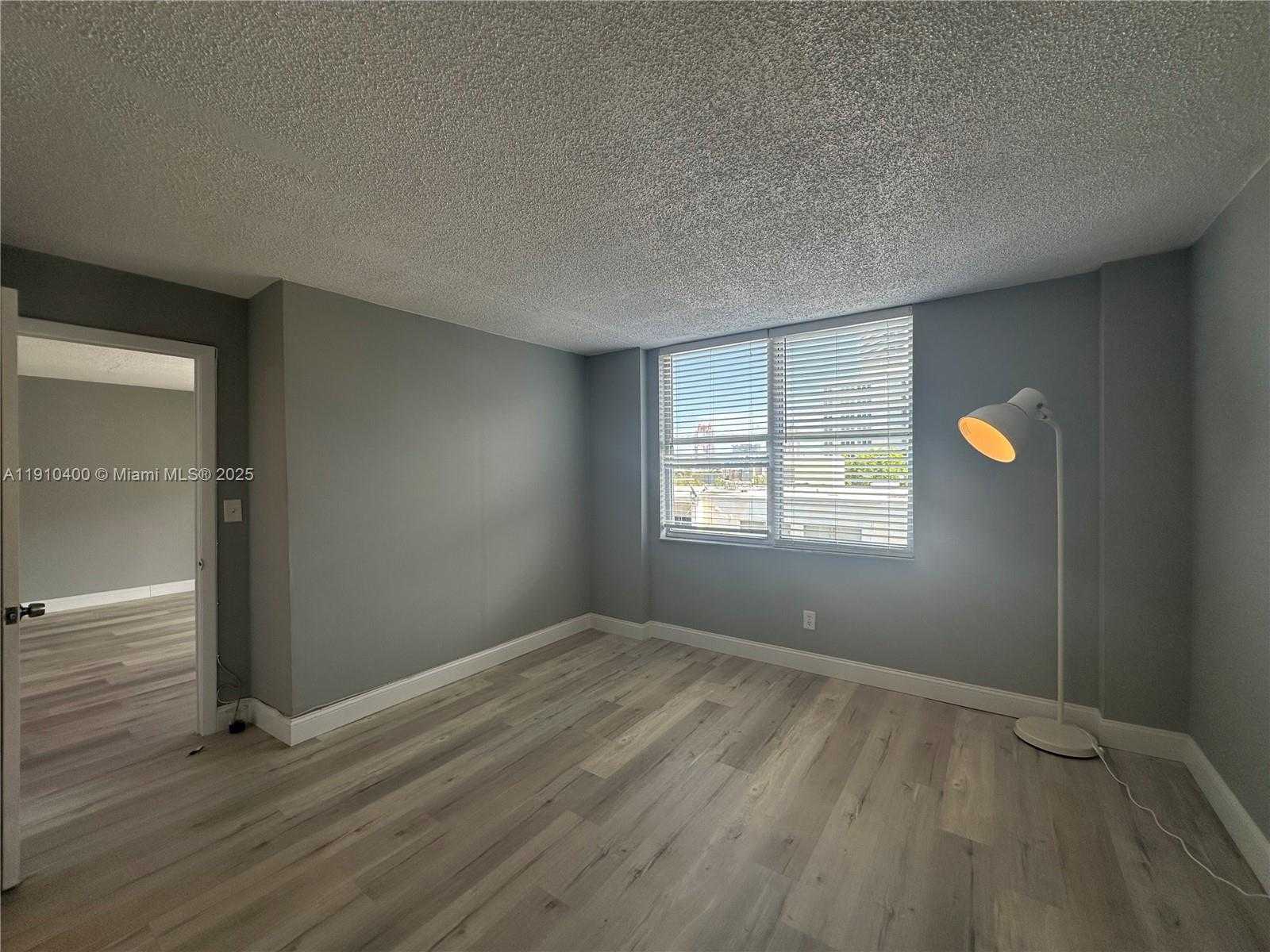 Small Image of 899 WEST AVE #6F, Miami Beach Number 6