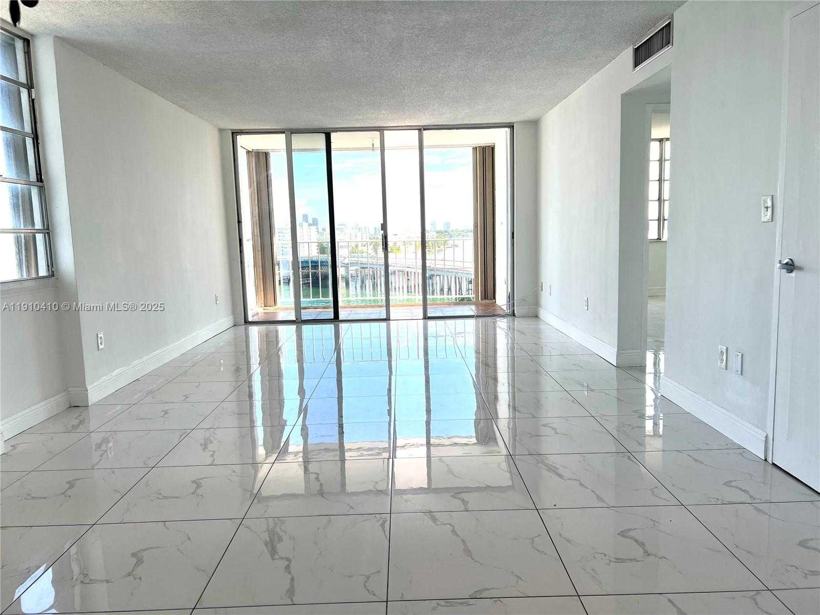 Small Image of 1865 79TH ST CSWY #7I, North Bay Village Number 11