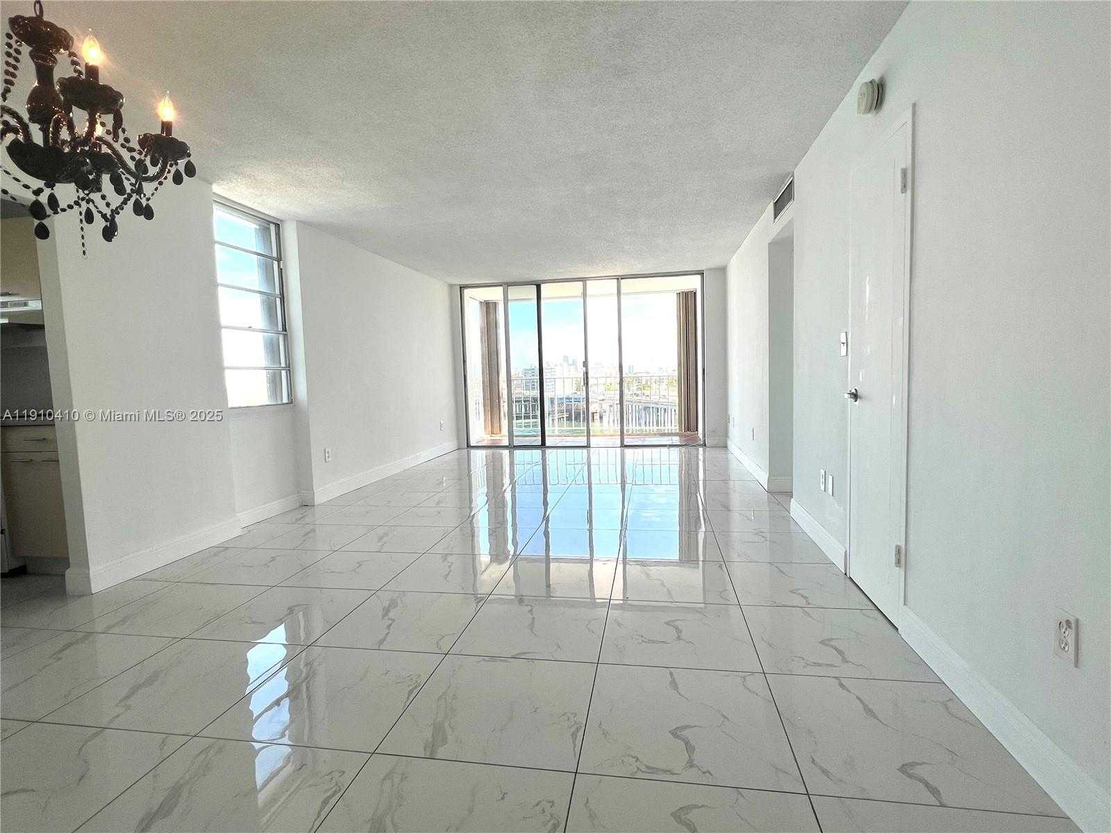 Small Image of 1865 79TH ST CSWY #7I, North Bay Village Number 12