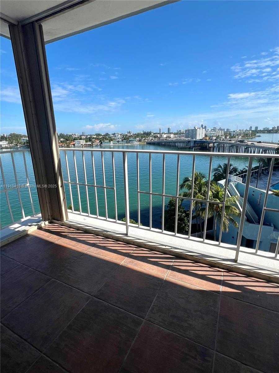 Small Image of 1865 79TH ST CSWY #7I, North Bay Village Number 19