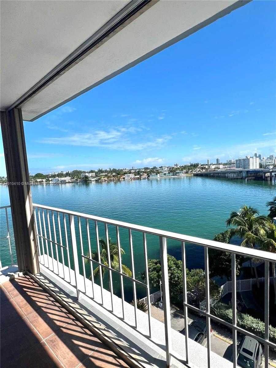 Small Image of 1865 79TH ST CSWY #7I, North Bay Village Number 25