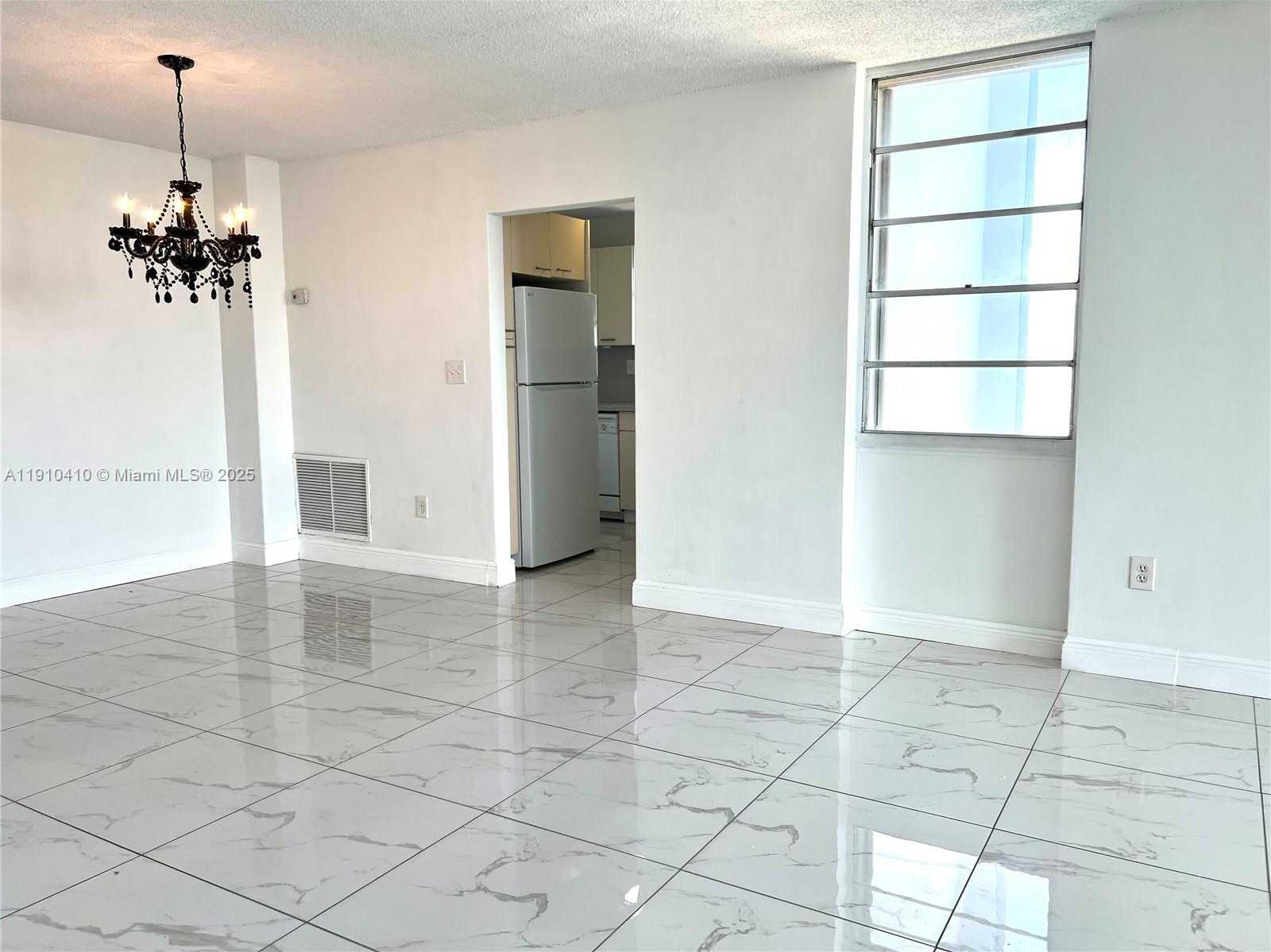 Small Image of 1865 79TH ST CSWY #7I, North Bay Village Number 29