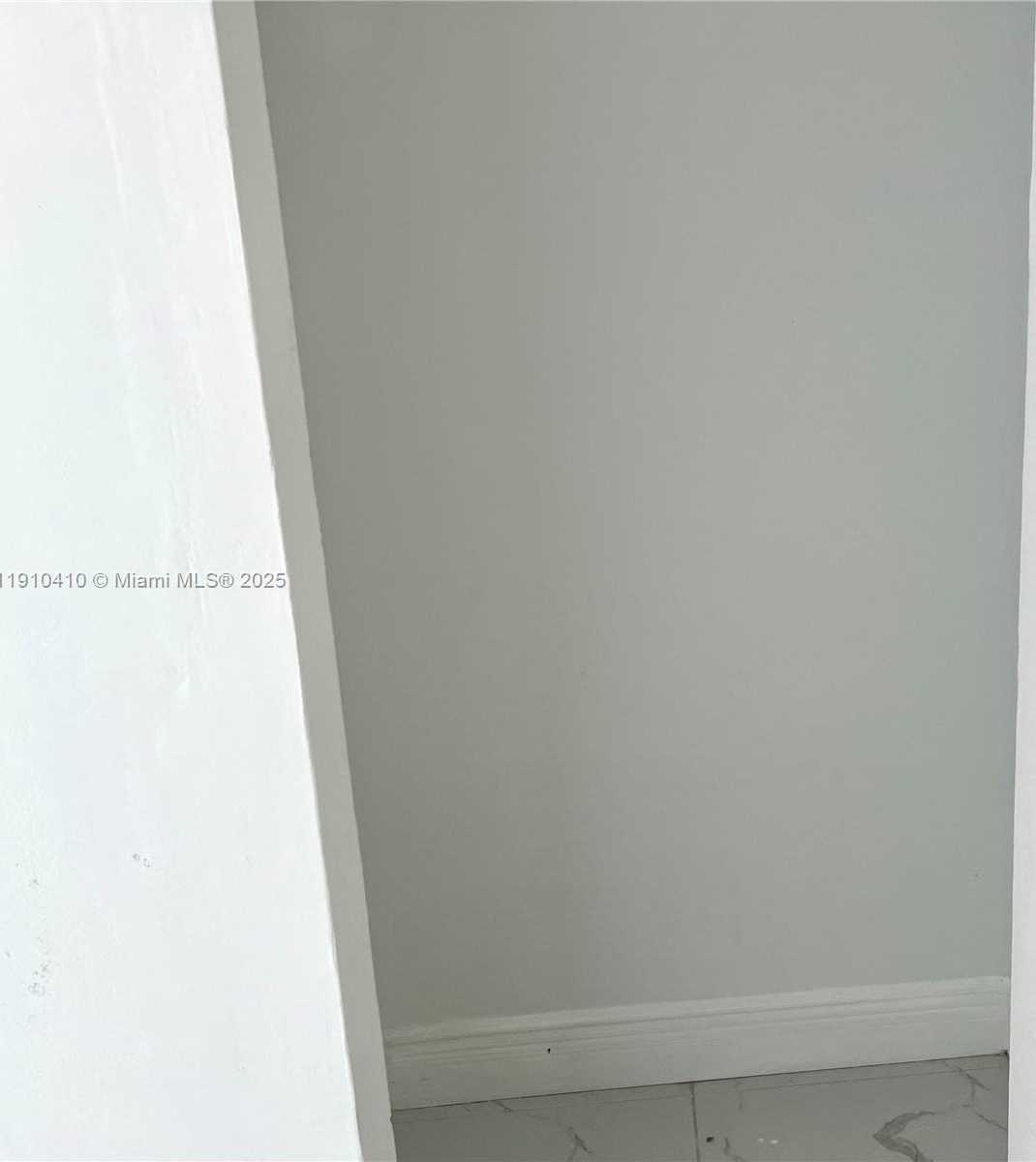 Small Image of 1865 79TH ST CSWY #7I, North Bay Village Number 33