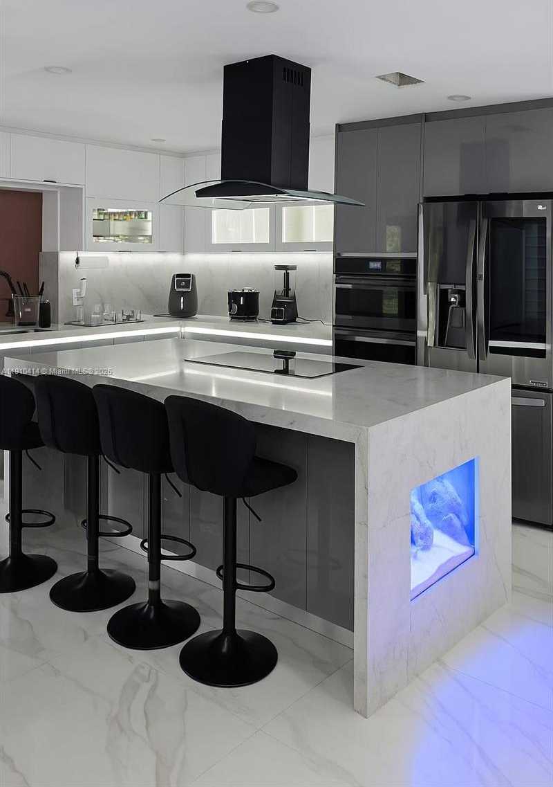 Small Image of 9313 NORTH WEST 24TH PL #9313, Pembroke Pines Number 11