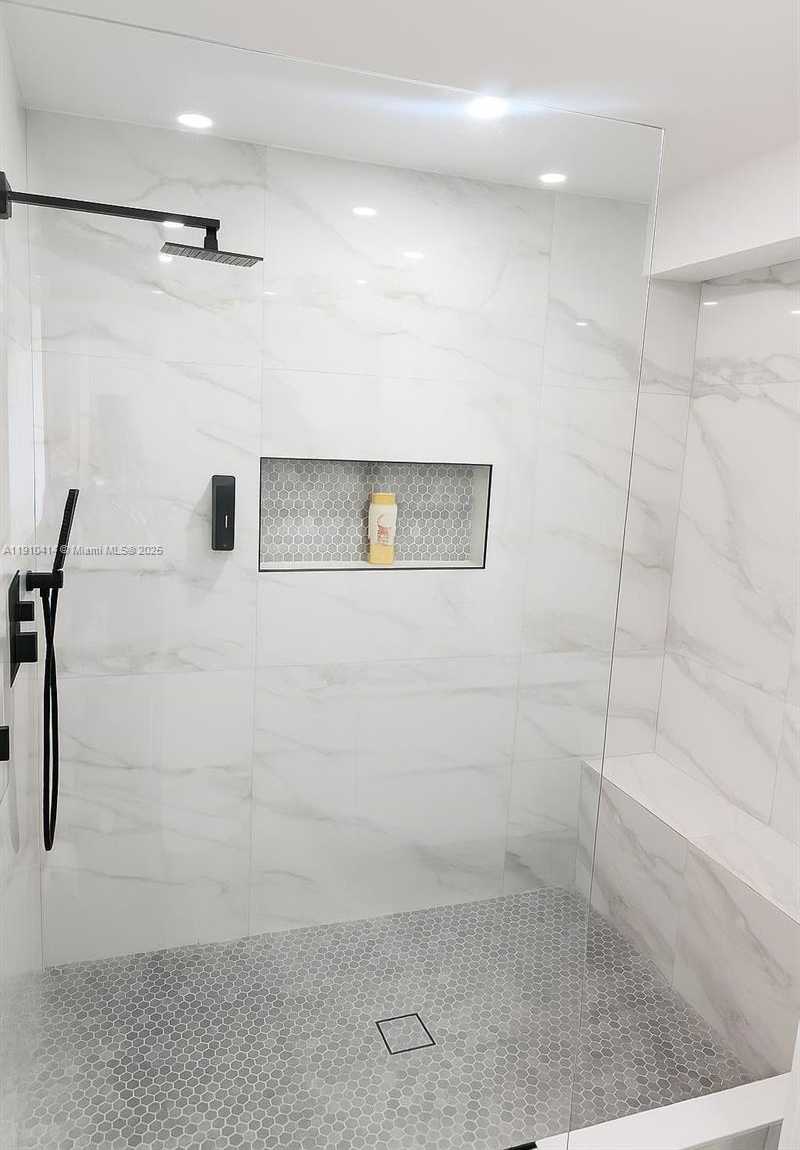 Small Image of 9313 NORTH WEST 24TH PL #9313, Pembroke Pines Number 31