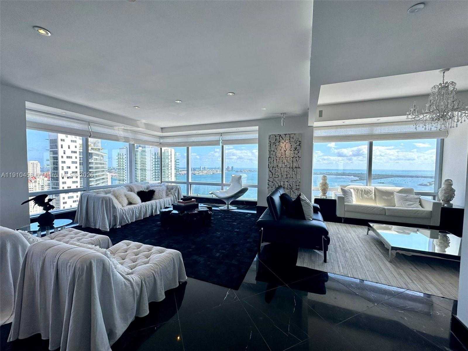 Small Image of Miami Number 9