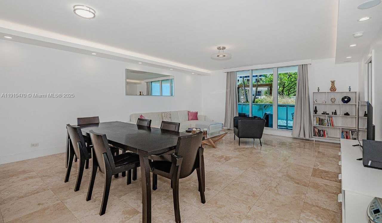 Small Image of 2301 COLLINS AVE #310, Miami Beach Number 2