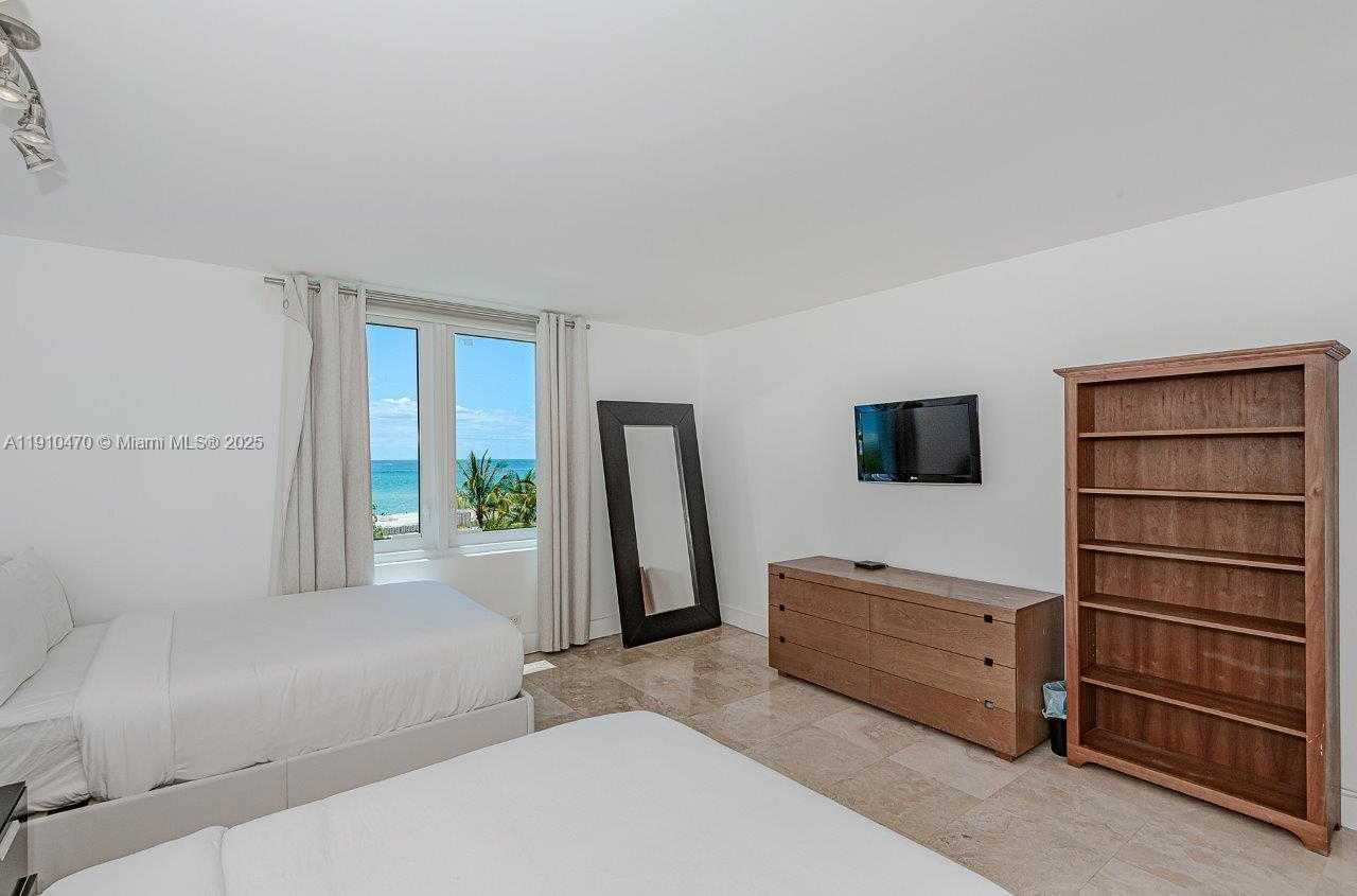 Small Image of 2301 COLLINS AVE #310, Miami Beach Number 23