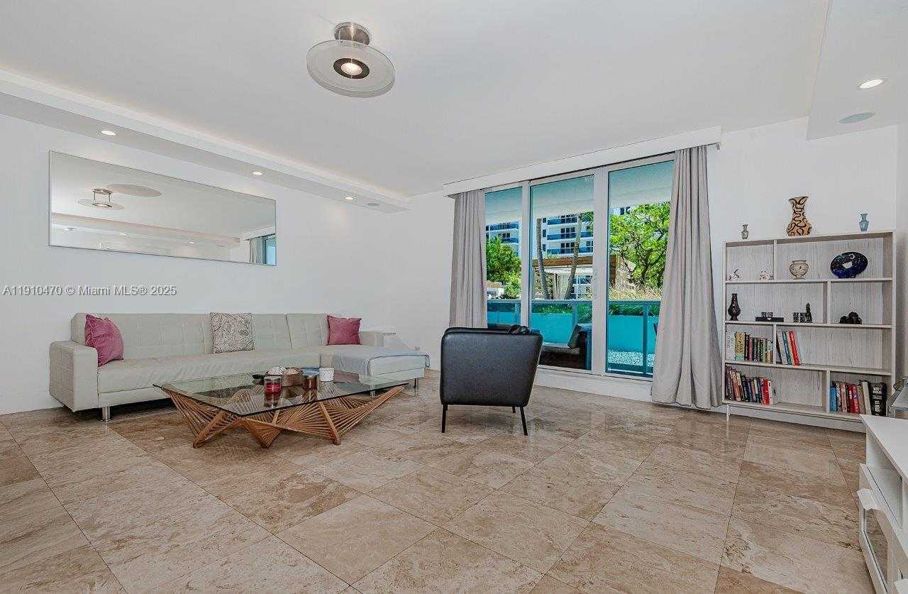 Small Image of 2301 COLLINS AVE #310, Miami Beach Number 4