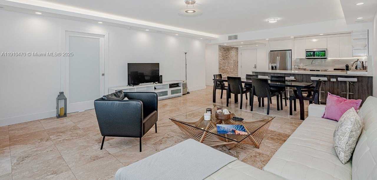 Small Image of 2301 COLLINS AVE #310, Miami Beach Number 8