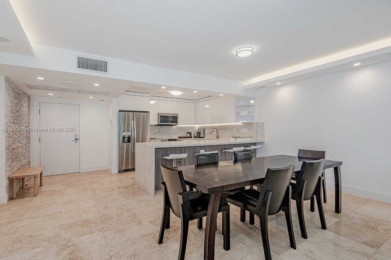 Small Image of 2301 COLLINS AVE #310, Miami Beach Number 9