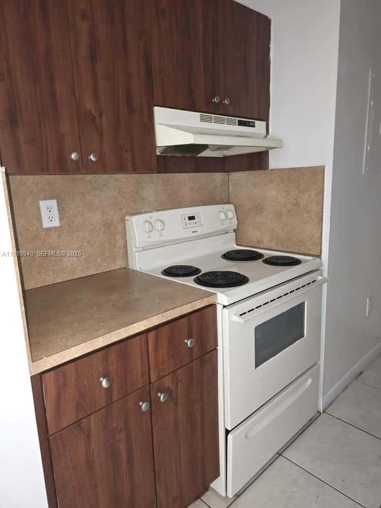 Small Image of 7423 SOUTH WEST 152ND AVE #10-202, Miami Number 2