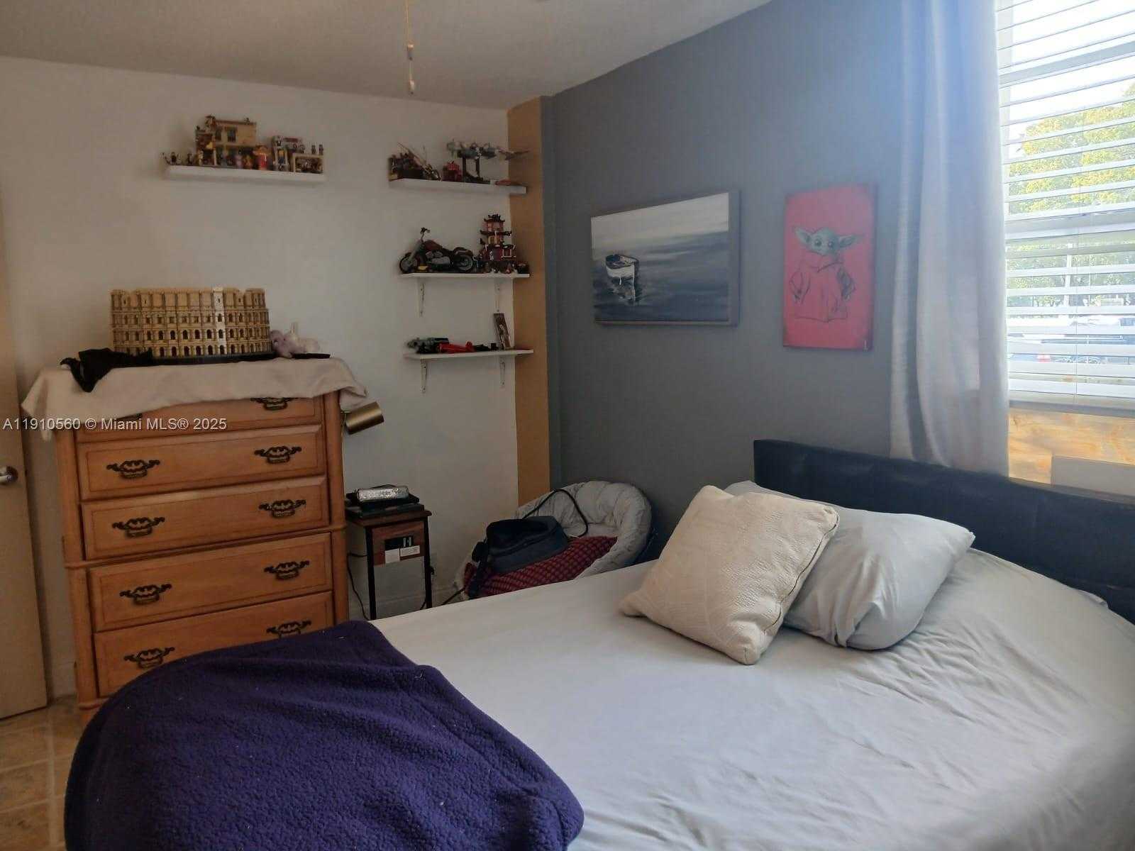 Small Image of 3101 NORTH COUNTRY CLUB DR #101, Aventura Number 19