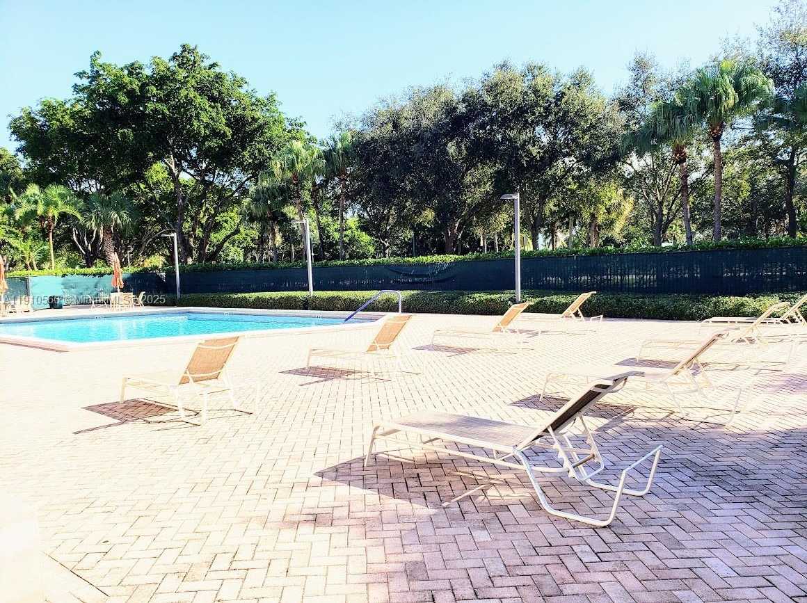 Small Image of 3101 NORTH COUNTRY CLUB DR #101, Aventura Number 33