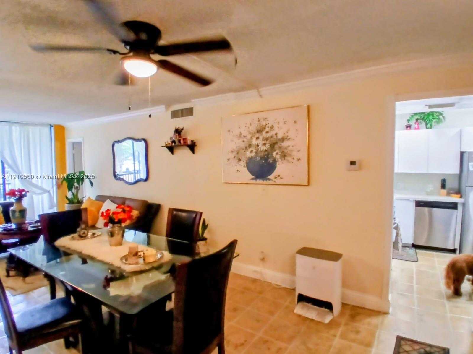 Small Image of 3101 NORTH COUNTRY CLUB DR #101, Aventura Number 4