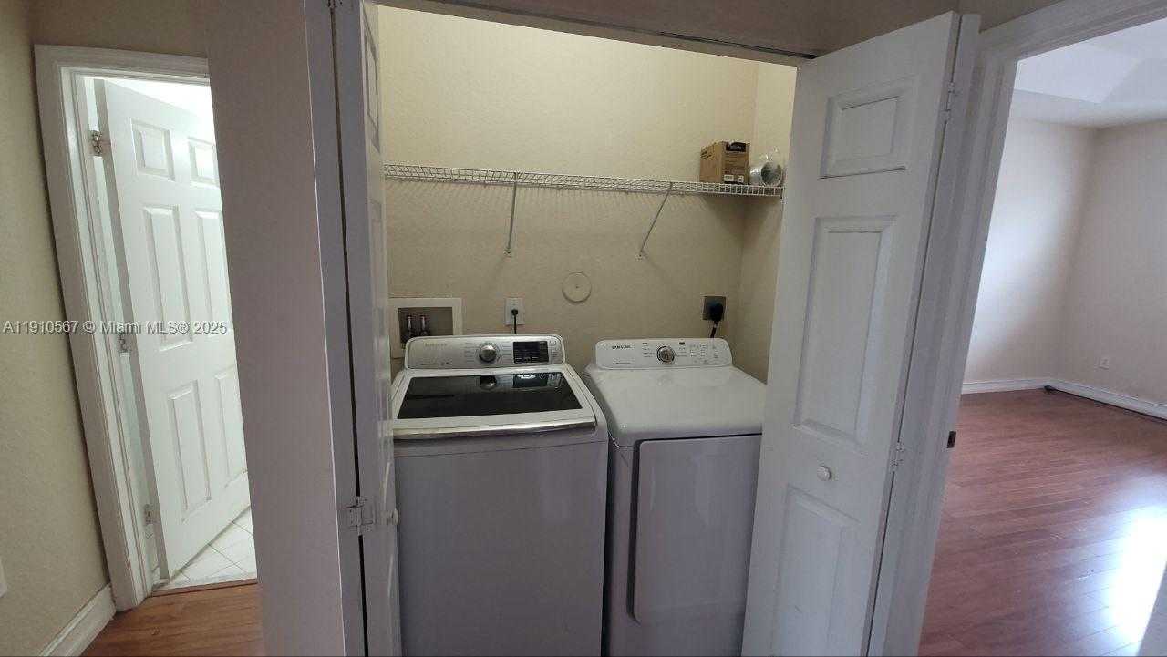 Small Image of 12874 SOUTH WEST 132ND TER #12874, Miami Number 15