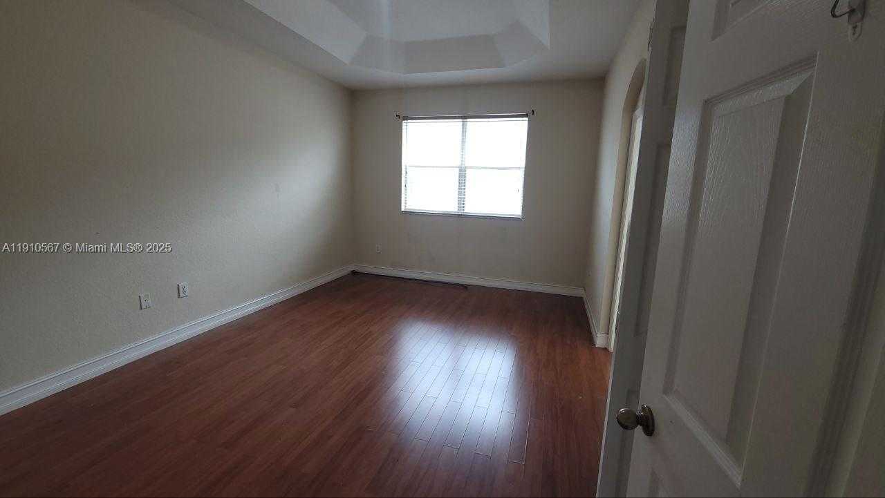 Small Image of 12874 SOUTH WEST 132ND TER #12874, Miami Number 17