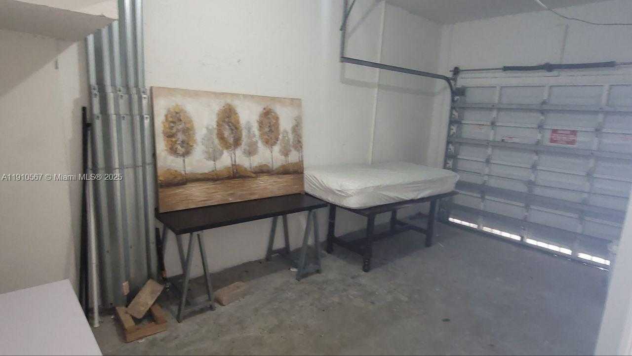 Small Image of 12874 SOUTH WEST 132ND TER #12874, Miami Number 5